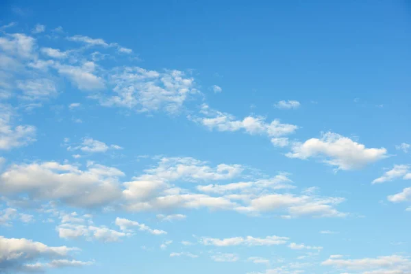 Nubes Blancas Cielo Azul España —  Fotos de Stock