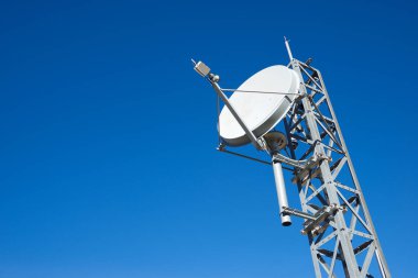 Huesca Eyaleti 'ndeki Telekomünikasyon Kulesi, İspanya' daki Aragon.