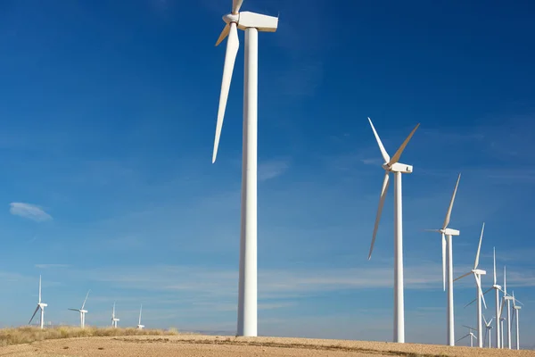 Větrné Turbíny Pro Výrobu Elektrické Energie Provincie Zaragoza Aragon Španělsku — Stock fotografie