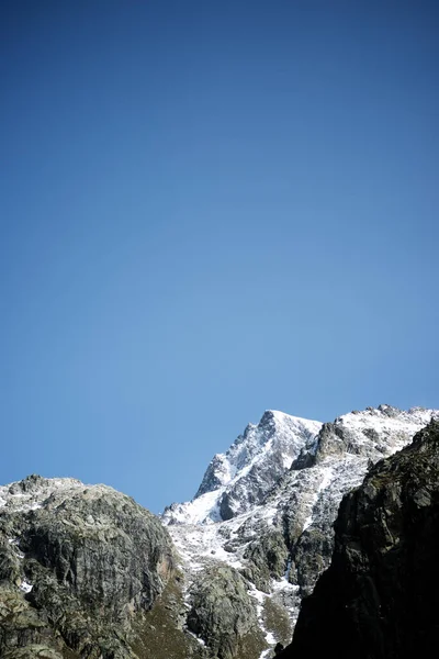 スペインのアラゴン州 ユスカ州 テナバレーのピレネー山脈のバライタスピーク — ストック写真