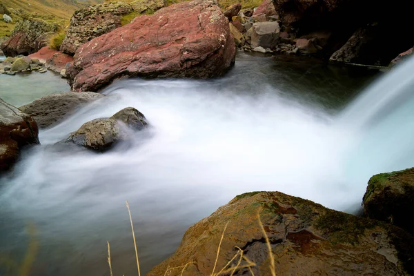 Řeka Canfranc Valley Pyreneje Španělsku — Stock fotografie