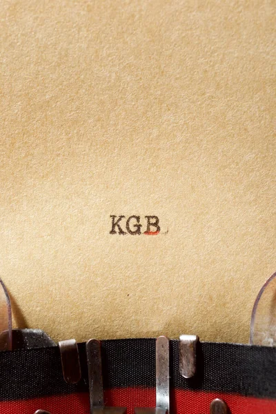 タイプライターで書かれたKgbの言葉 — ストック写真