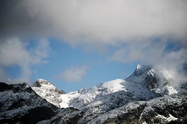 Szczyty Pirenejach Dolina Tena Prowincja Huesca Aragon Hiszpanii — Zdjęcie stockowe