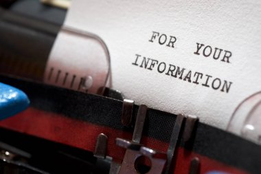 Daktiloyla yazılmış bilgi cümlen için..