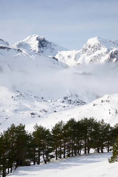 Peaks Pyrenees Canfranc Valley Huesca Province Aragon Spain — Fotografia de Stock