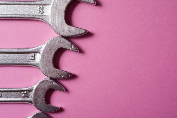Wrenches Purple Table — Stock Photo, Image