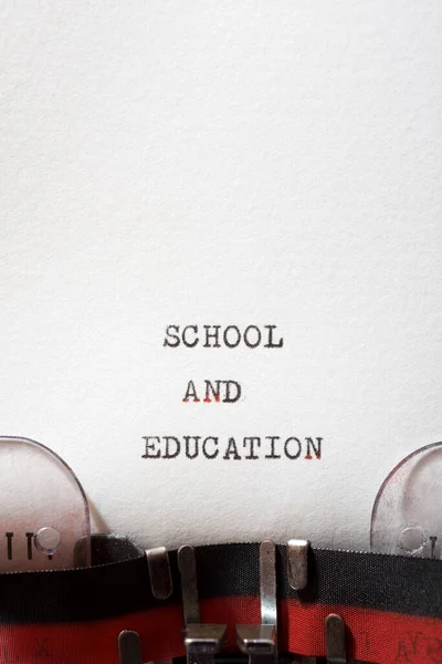 Daktiloyla Yazılmış Okul Eğitim Cümlesi — Stok fotoğraf