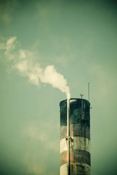 Smokestacks Uma Fábrica Papel Província Zaragoza Espanha — Fotografia de Stock