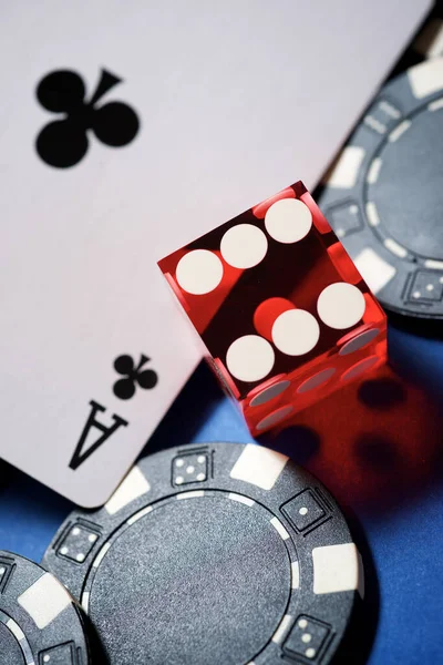 Aas Kaart Dobbelstenen Casino Chips — Stockfoto