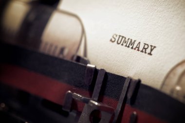 Daktiloyla yazılmış özet kelime.