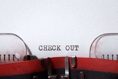 Daktiloyla yazılmış sözcüğü kontrol et.