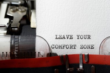 Konfor bölgesi cümlenizi bir daktilo ile yazın.