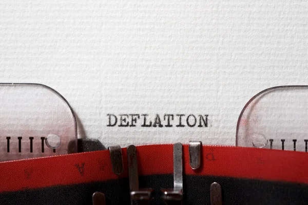 Het Woord Deflatie Geschreven Met Een Typemachine — Stockfoto