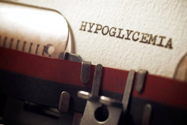 Palavra Hipoglicemia Escrita Com Uma Máquina Escrever — Fotografia de Stock