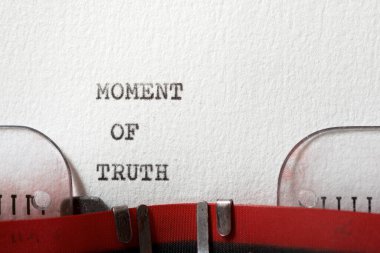 Daktilo ile yazılmış gerçek ifade anı.