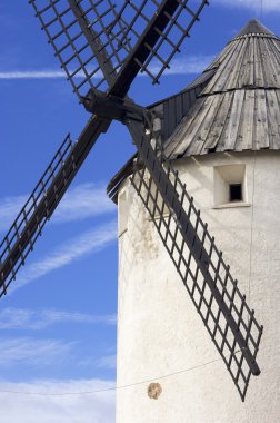 geleneksel yel değirmeni