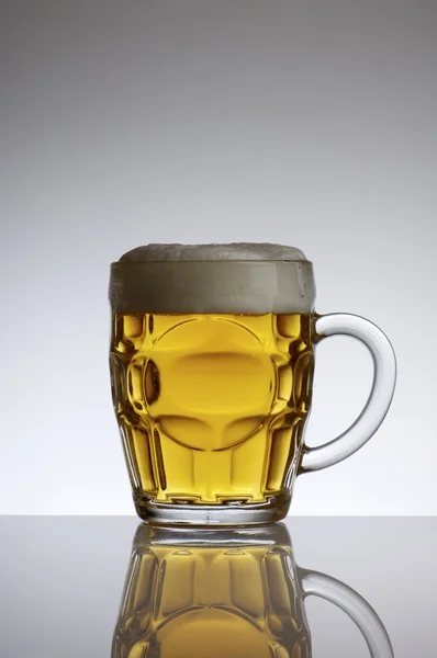 Caneca de cerveja — Fotografia de Stock