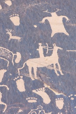 Hint = petroglyph