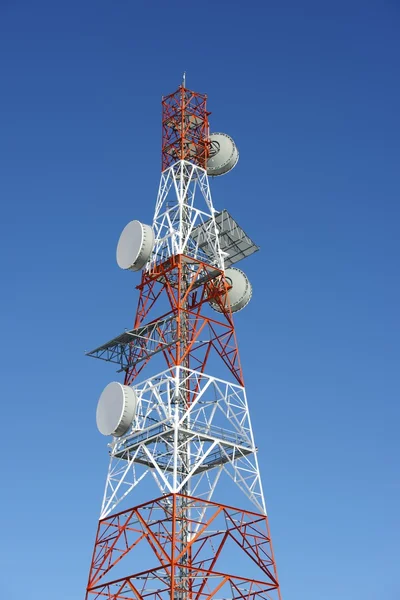 Torre de telecomunicações — Fotografia de Stock