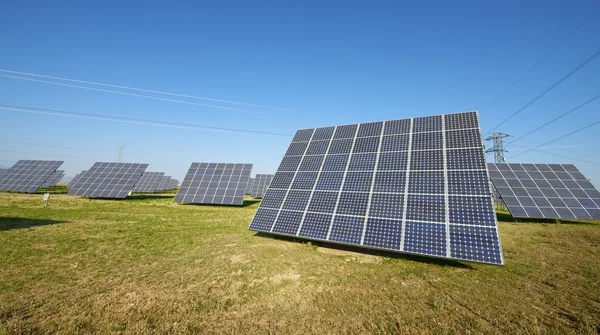 Güneş enerjisi — Stok fotoğraf