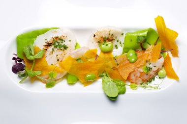 Deniz ürünleri salatası