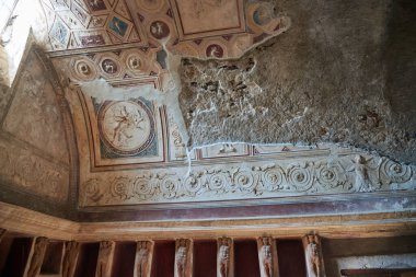 İtalya 'daki Pompeii Roma şehrinin harabelerinin termal banyolarının manzarası