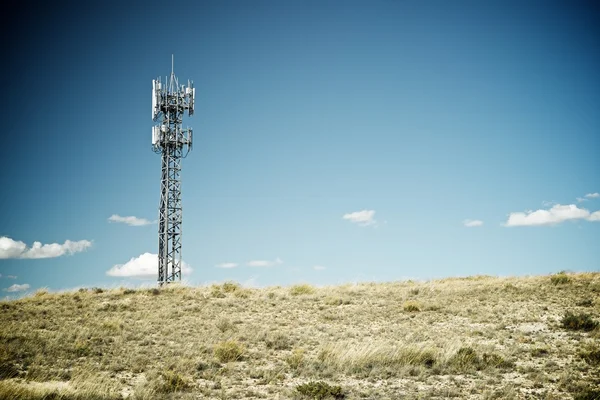 Telekomunikační věž — Stock fotografie