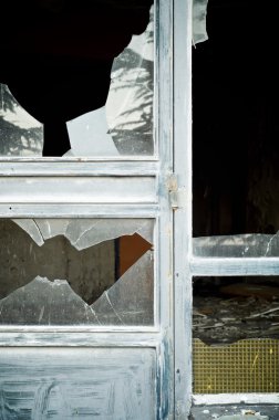 Kırık windowpanes görünümü