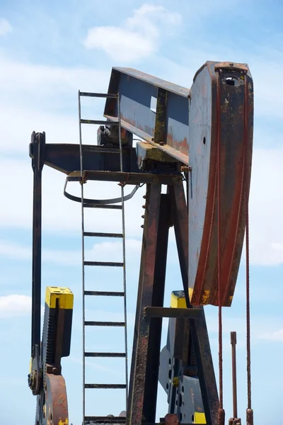 Campo petrolifero da vicino — Foto Stock