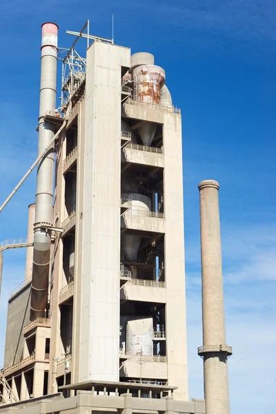 Vista di fabbrica del cemento — Foto Stock