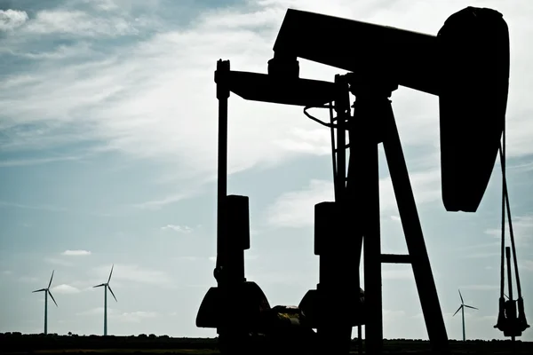 Campo petrolifero da vicino — Foto Stock