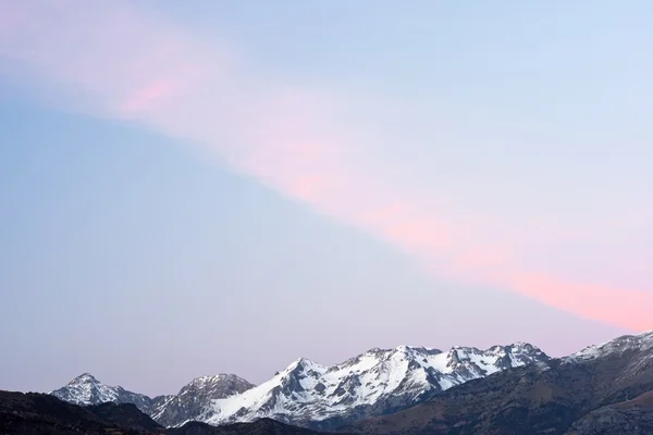 Schneehöhen in den Pyrenäen — Stockfoto