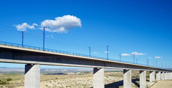Viadukt ve Španělsku — Stock fotografie