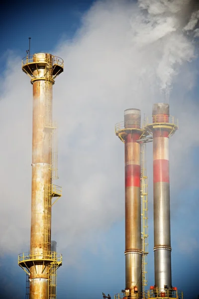 Contaminación en una fábrica de papel — Foto de Stock