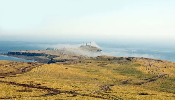 Cape Crillon sis içinde. Sakhalin Adası