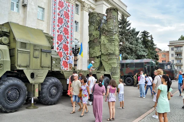 Выставка армейской техники — стоковое фото