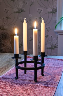 Advent 'in saniyesinde iki mum yakıldı