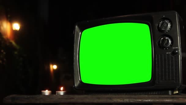 Retro Set Med Grön Skärm Och Ljus Utomhus Natten Närbild — Stockvideo