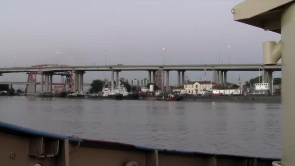 Alte Transportbrücke Des Distrikts Boca Und Die South Highway Buenos — Stockvideo