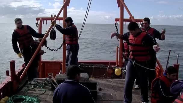 Studenti Pesca Ponte Addestramento Mare Aperto Vicino Mar Del Plata — Video Stock