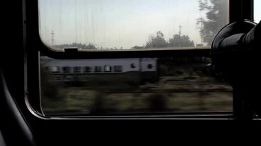 Buenos Aires 'in Kırsal Bölgesi Eski Arjantin Treni' nin Penceresinden