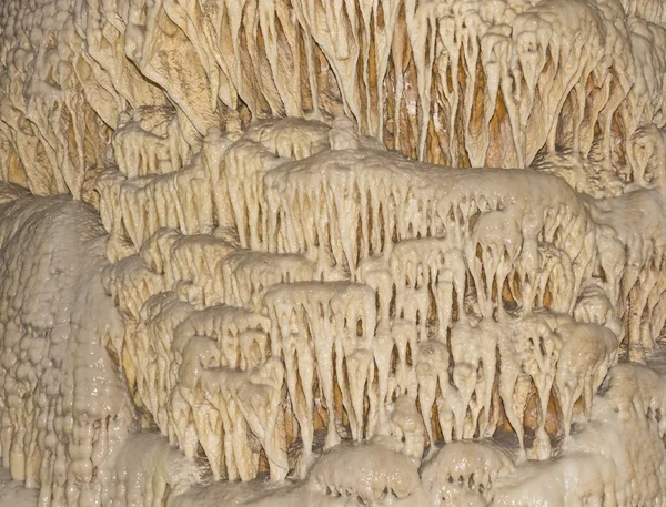 Derretendo Rock em uma Caverna — Fotografia de Stock
