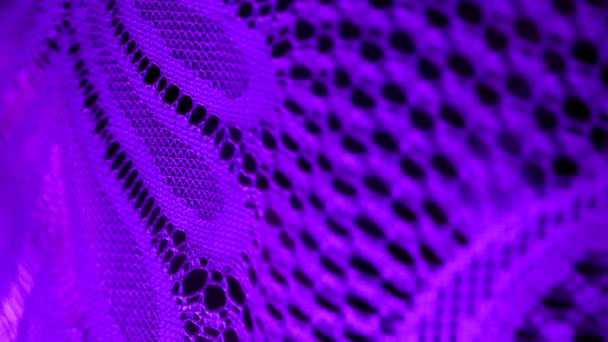 Рисунок на занавесках. Текстура тюля на занавесках. Фиолетовый — стоковое видео