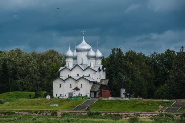 Oude Russische kerk in Yaroslavl — Stockfoto