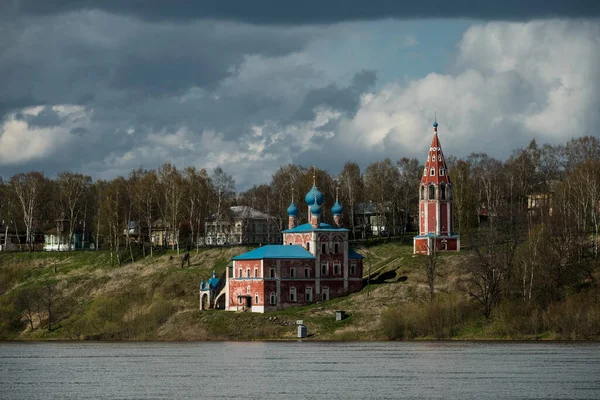 Versamento Del Fiume Volka Tutaev Nella Regione Yaroslavl — Foto Stock