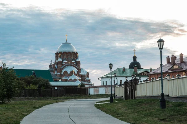 Vista Mosteiro Assunção Sviyazhsky Verão — Fotografia de Stock