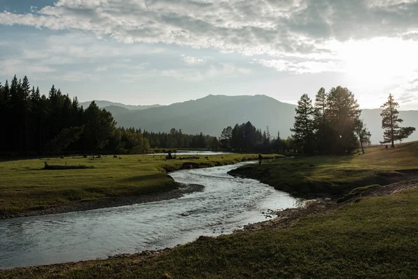 Soirée Dans Village Belyashi Sur Rivière Dzhazator Dans Les Montagnes — Photo