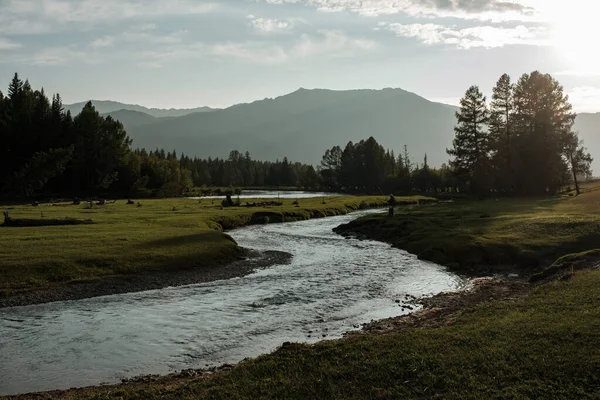 Soirée Dans Village Belyashi Sur Rivière Dzhazator Dans Les Montagnes — Photo