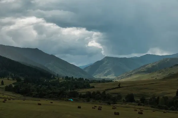 Uma Bela Vista Das Montanhas Chuisky Trakt República Altai — Fotografia de Stock