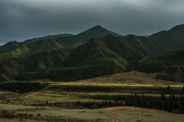 Una Hermosa Vista Las Montañas Desde Chuisky Trakt República Altai — Foto de Stock
